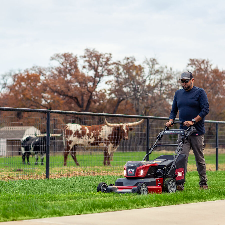 Toro 60V MAX* 30 in. (76 cm) eTimeMaster® Personal Pace® Auto-Drive Lawn Mower - (2) 10.0Ah Batteries/Chargers Included (21491)