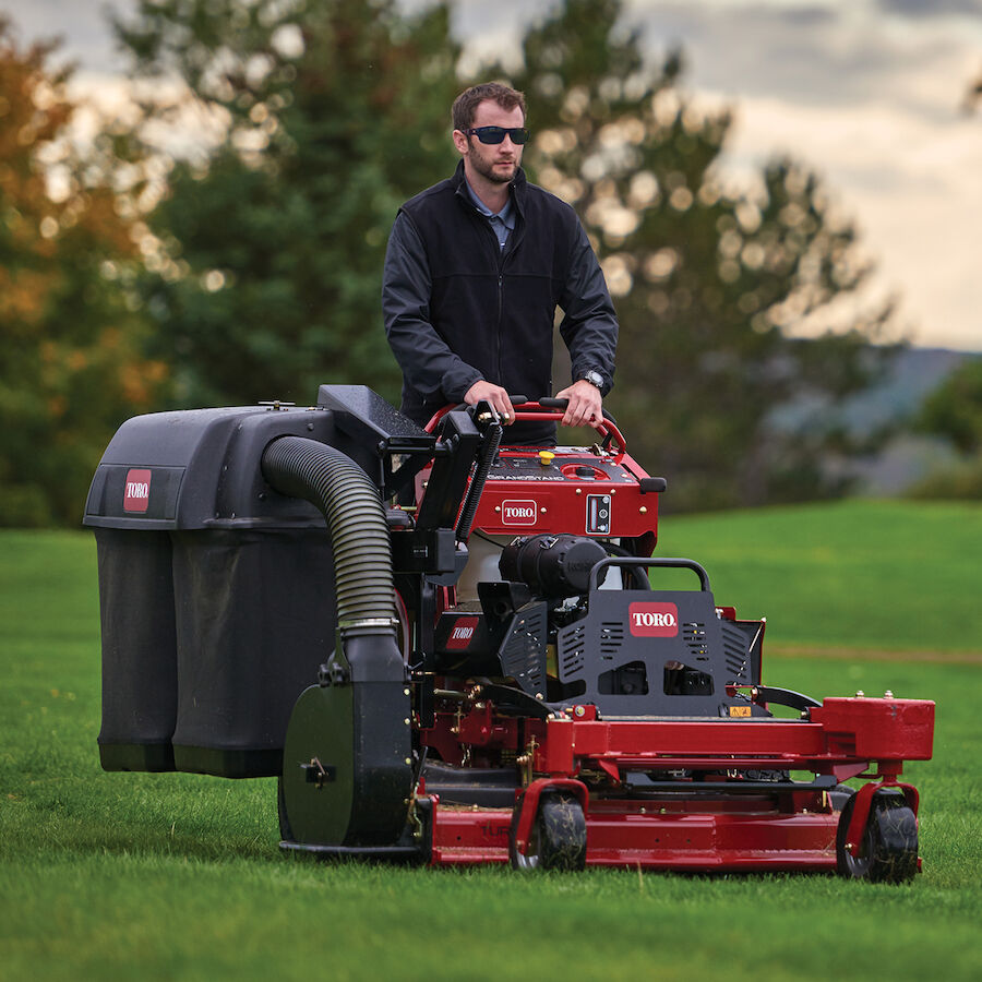 Toro GrandStand E-Z Vac Blower & Drive Kit for 52 in. (132 cm) Deck (78526)