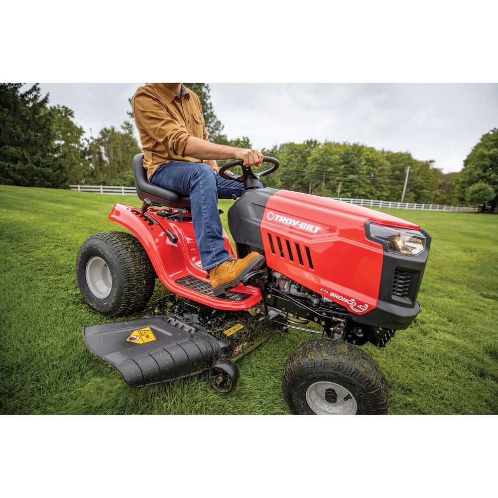 Bronco 46T - 547cc Single Troy-Bilt 46 in. Stamped Deck